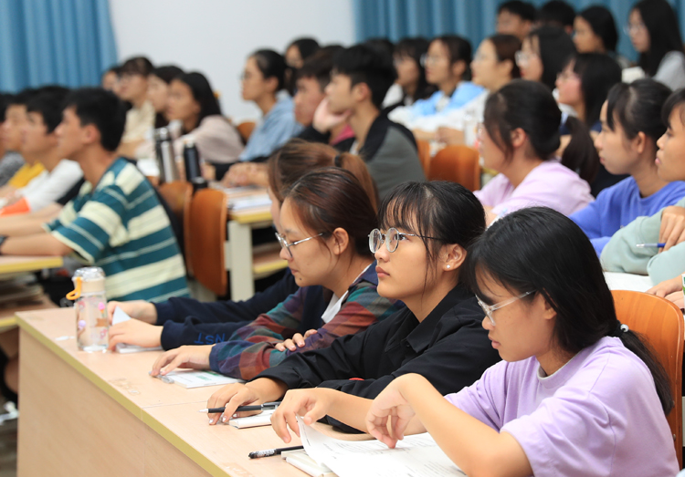 1637160398936005.jpg AM8I7458.JPG