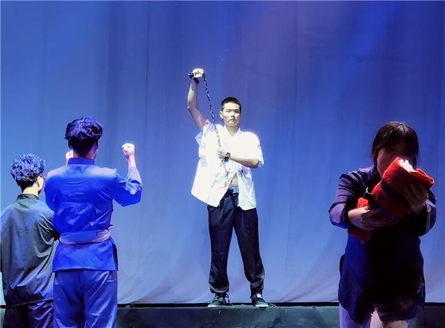 12032297762687417_90.jpg 12032297762687417_90.jpg